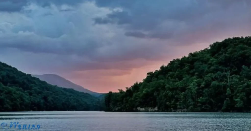 Lake Nantahala Fishing spots